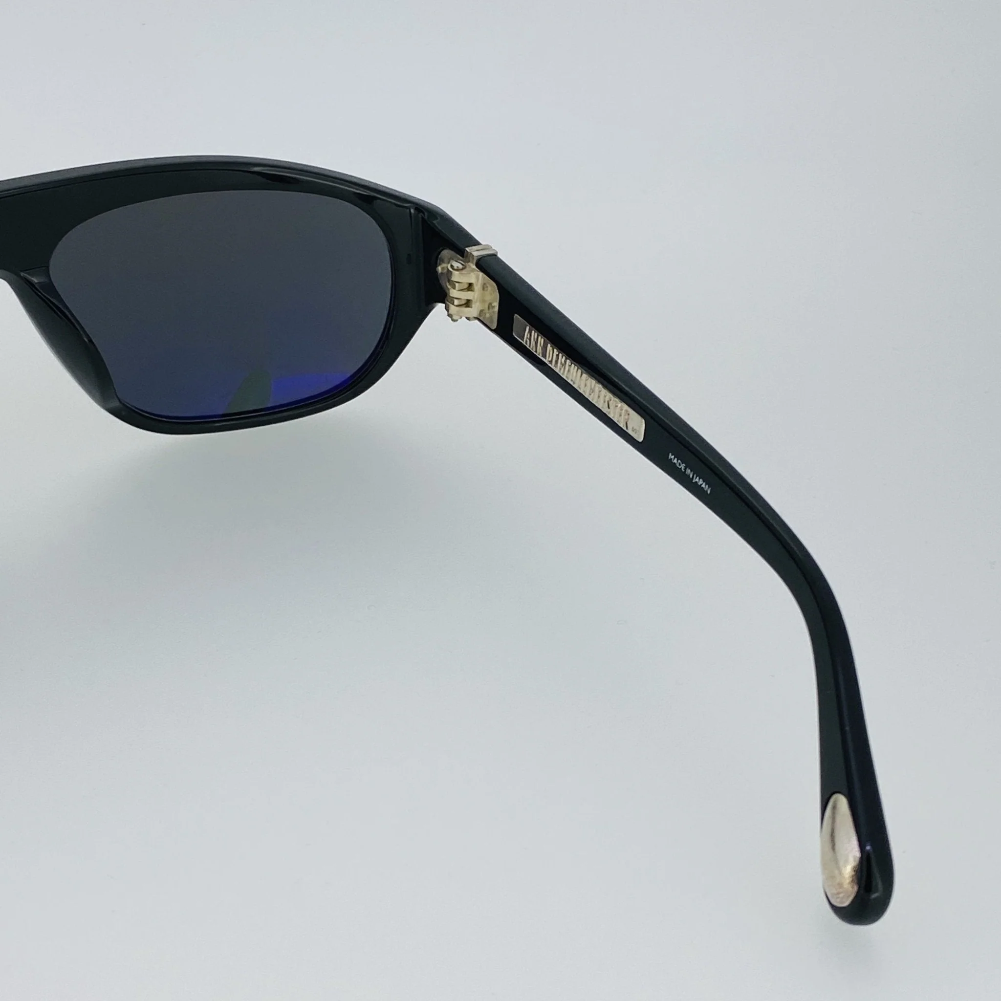 Ann Demeulemeester Sunglasses Flat Top Black and Grey - Image 8