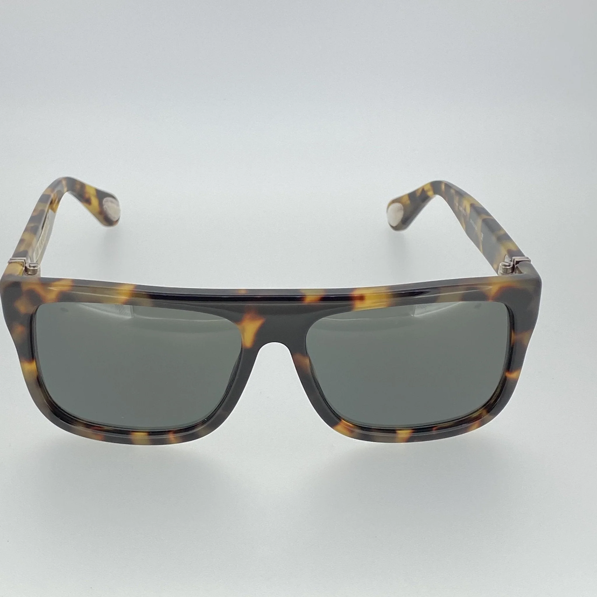 Ann Demeulemeester Men's Sunglasses Flat Top Tortoise and Grey - Image 5