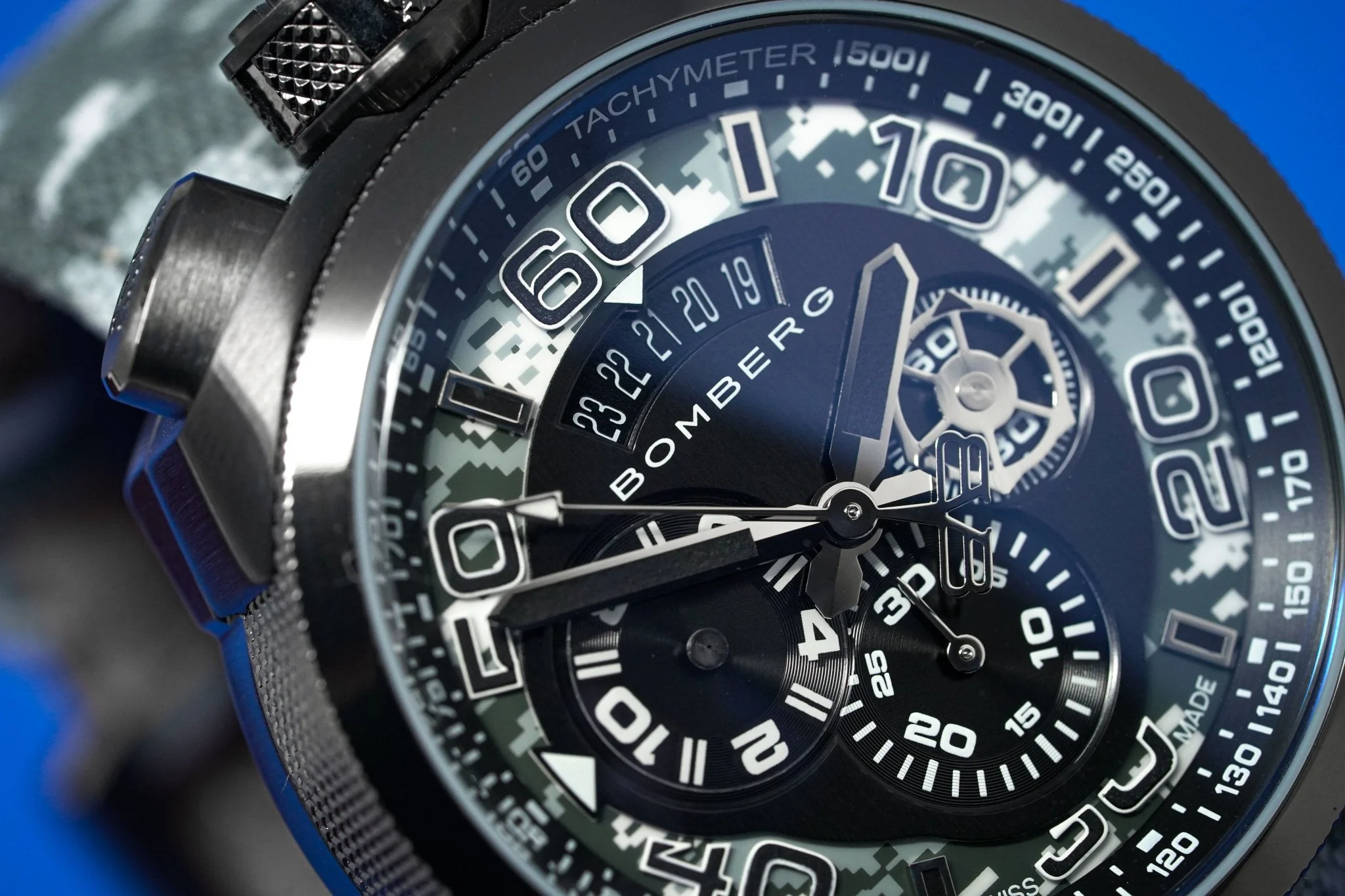 Bomberg Chronograph Watch BOLT-68 Winter Camo Limited Edition - Image 4
