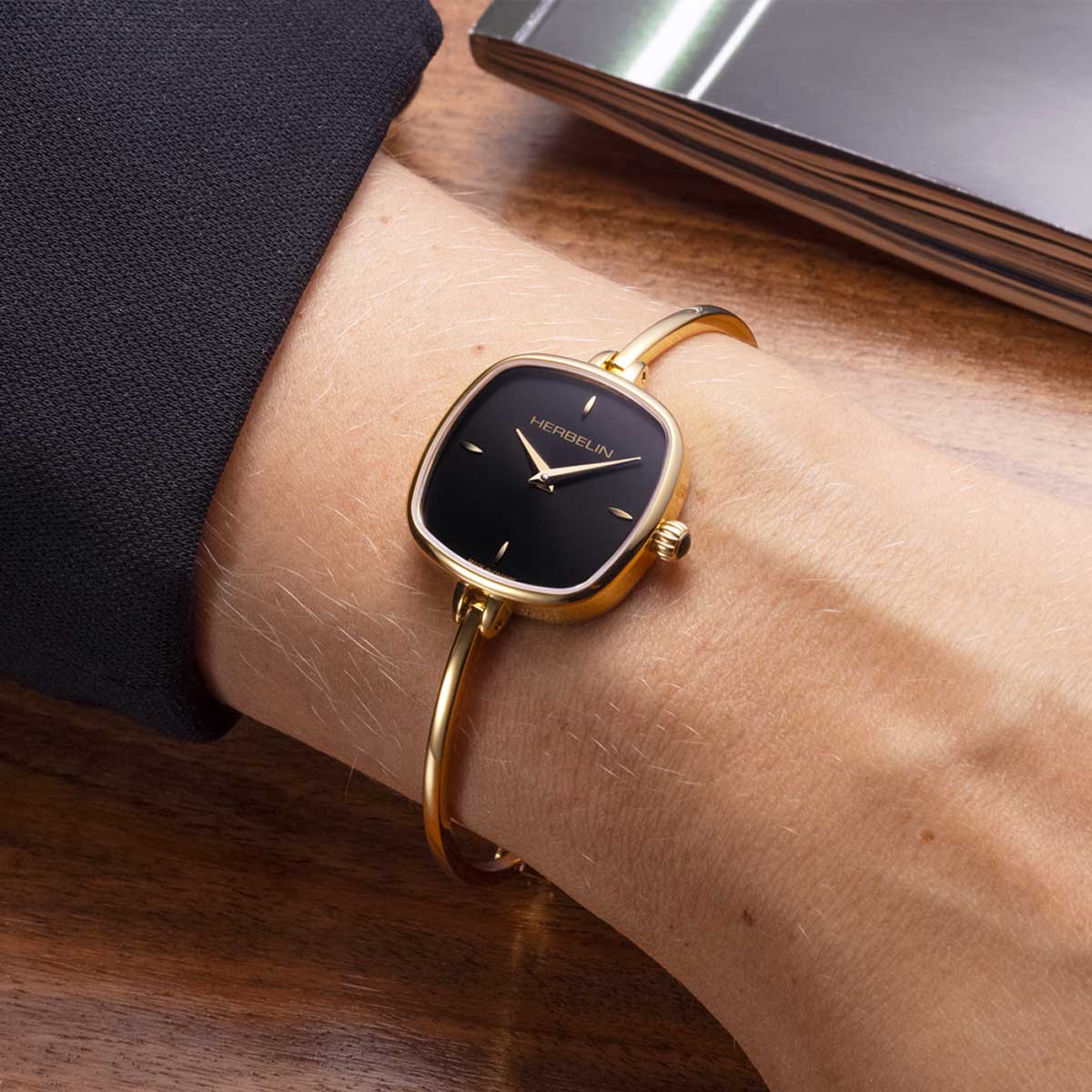 Herbelin Fil Wire And Golden PVD 26 mm Ladies Gold Watch - Image 5