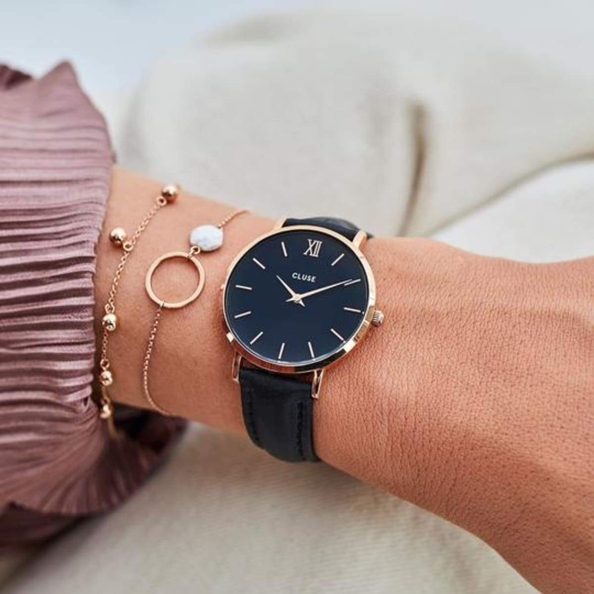 Cluse Black Minuit Watch - Image 4
