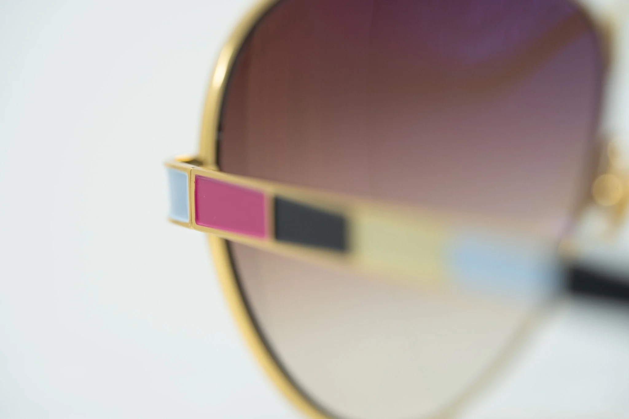 Oscar De La Renta Sunglasses Gold and Brown - Image 8