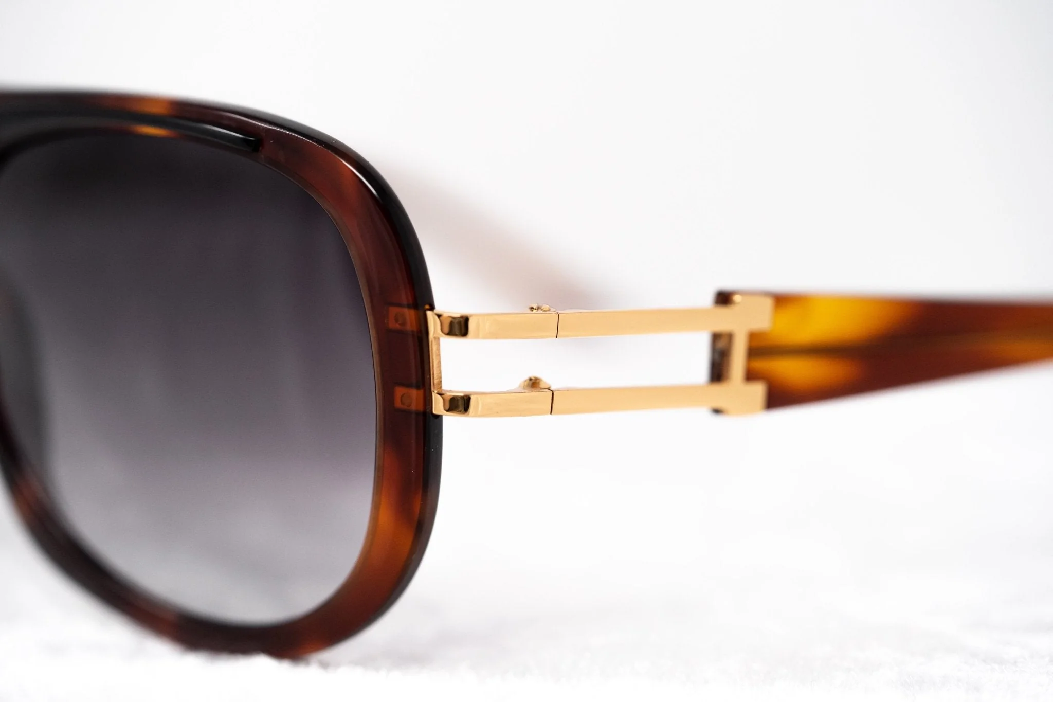 Prabal Gurung Sunglasses Tortoise Shell and Grey - Image 9