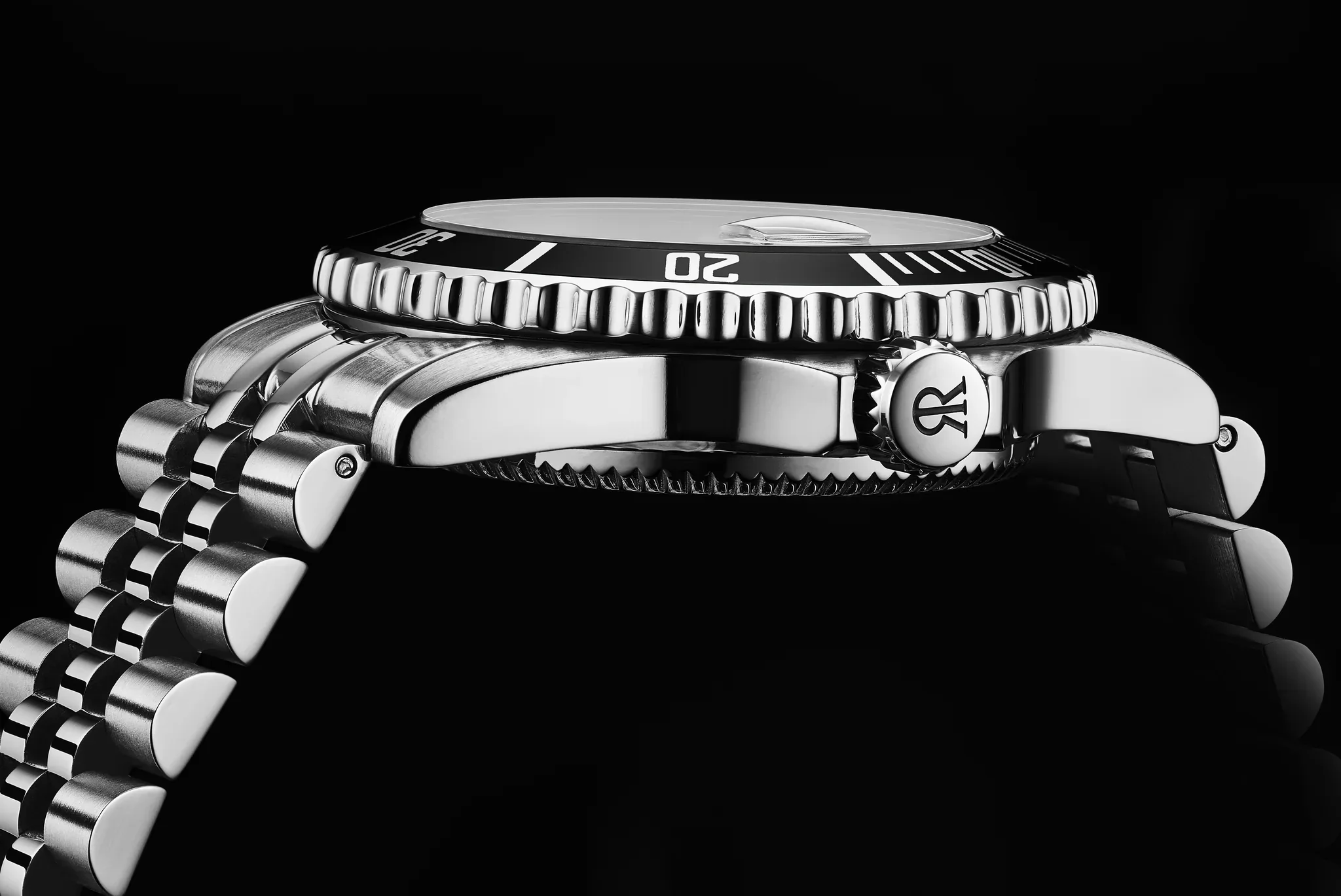 Revue Thommen Men's Diver Stainless Steel Green Automatic Watch - Image 6