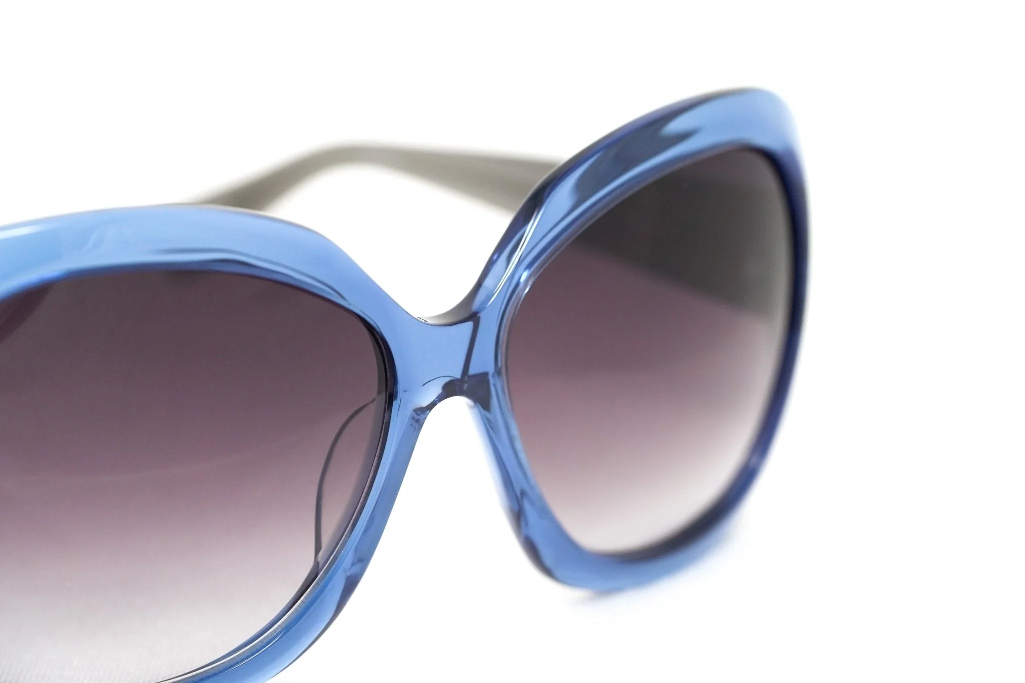 Rue De Mail Sunglasses Oversized Blue and Grey - Image 6