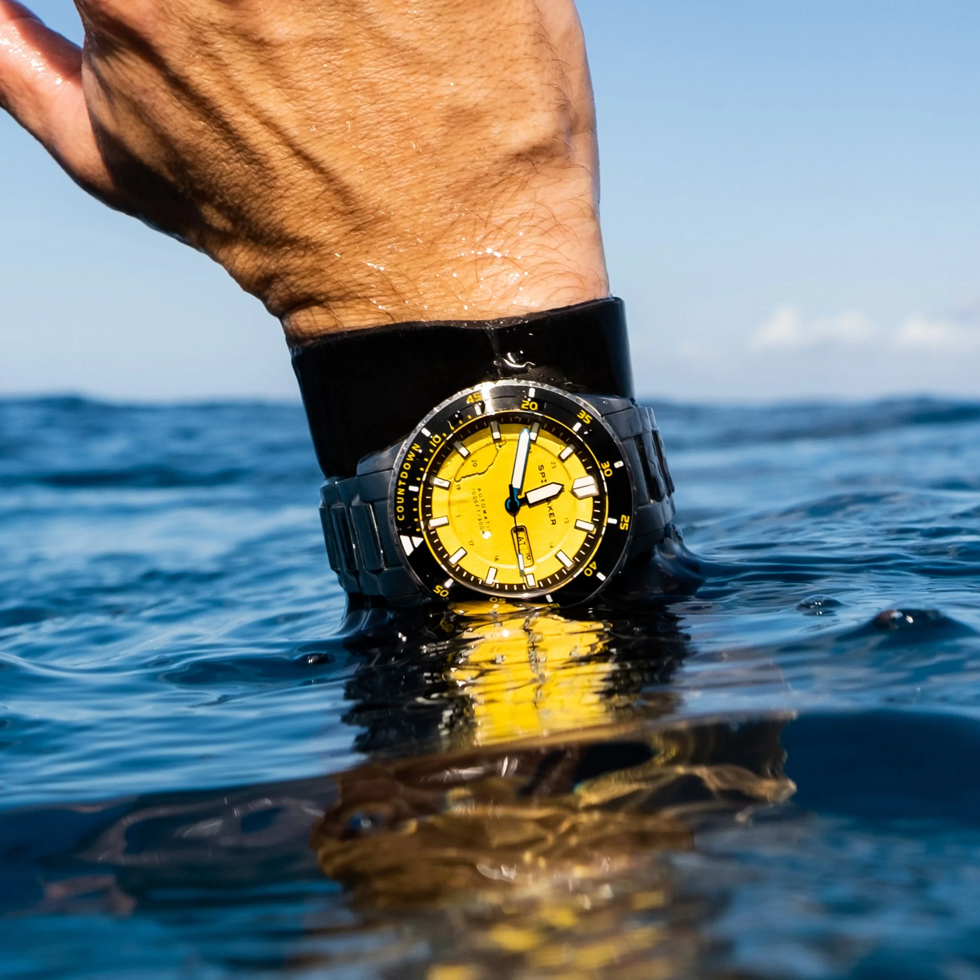 Spinnaker Hass Automatic Men's Yellow Diver Watch - Image 5