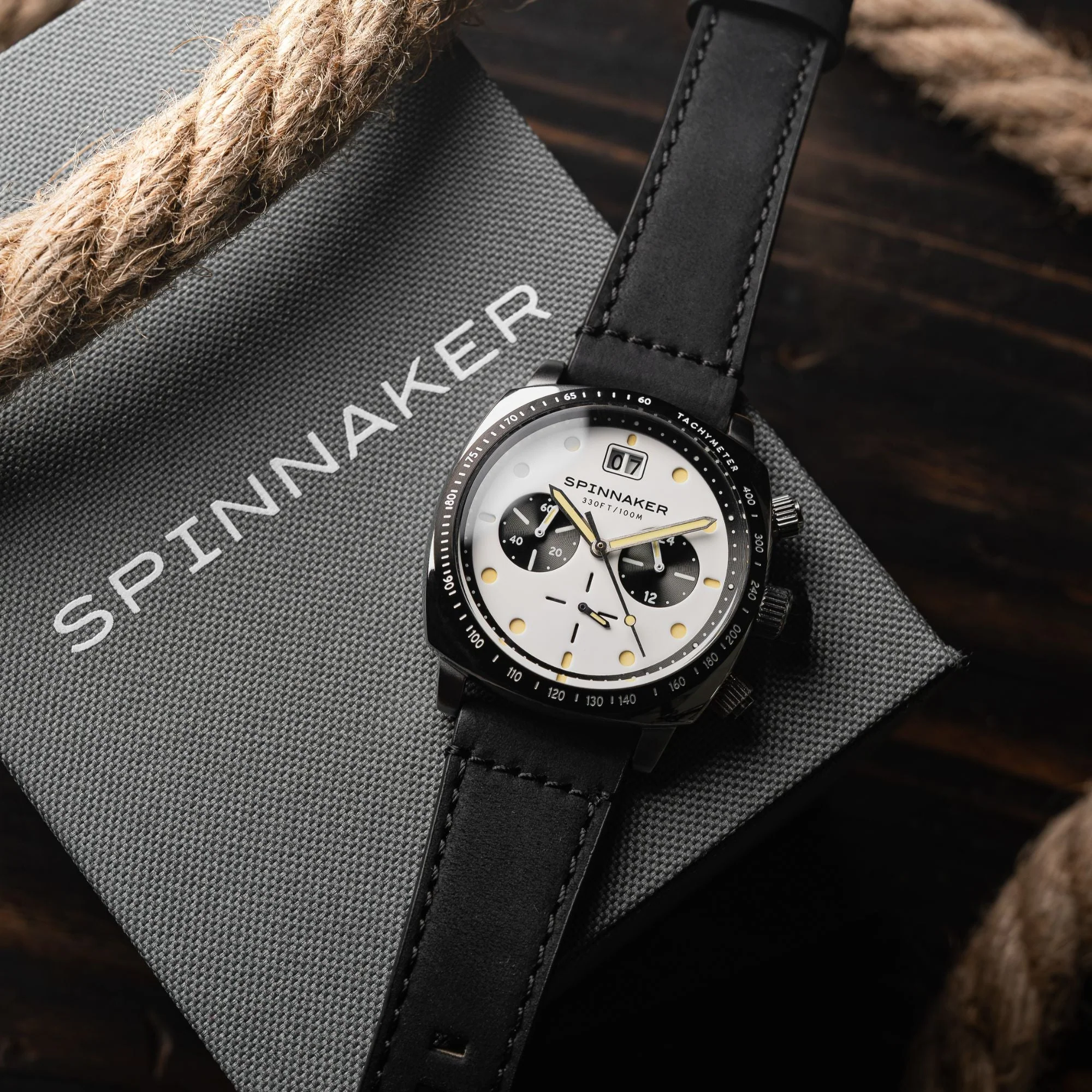 Spinnaker Hull Chronograph Men's White Retro Watch - Image 4