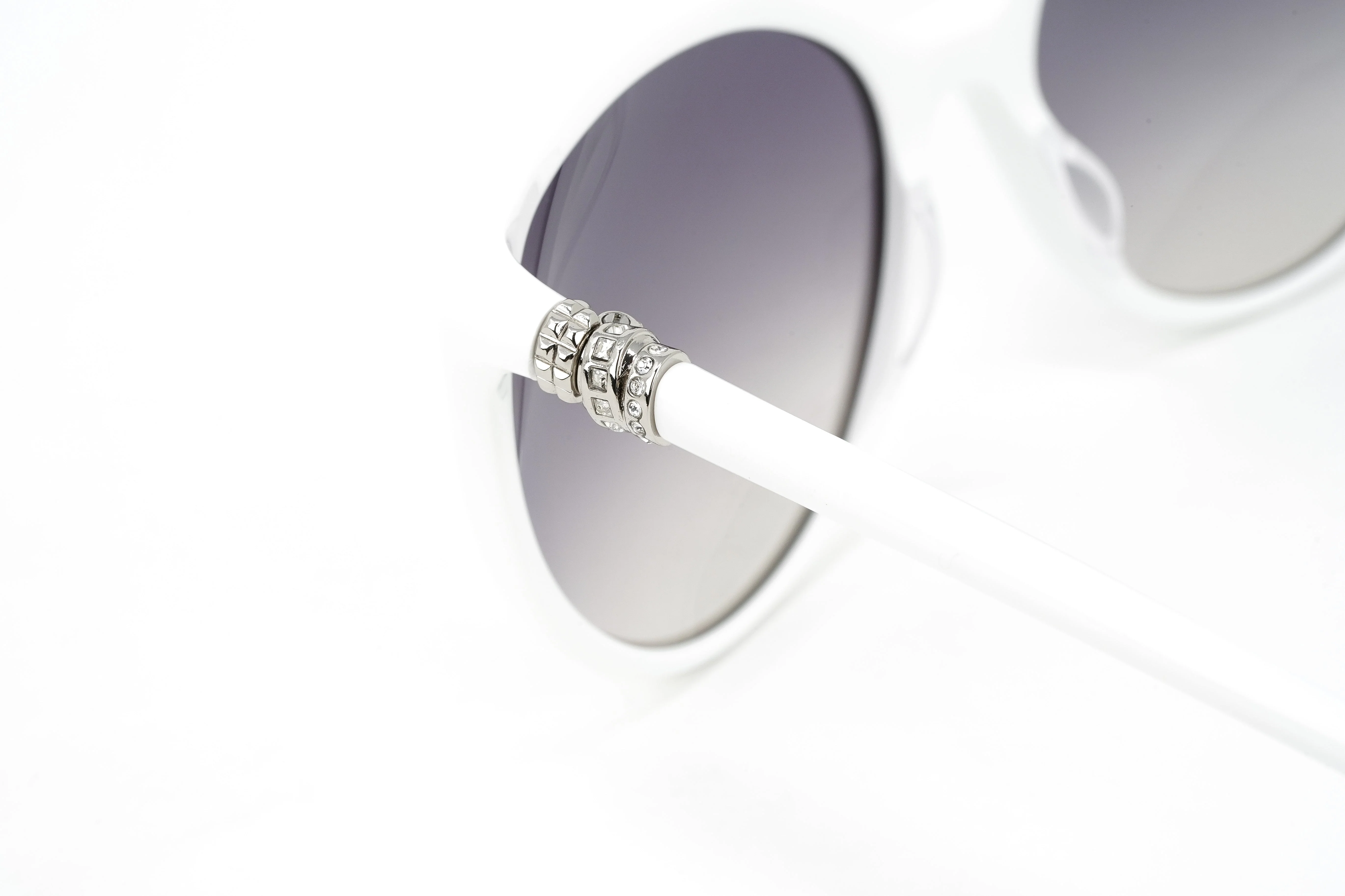 Swarovski Women's Sunglasses Oval Cat Eye White Gradient Grey - Image 5