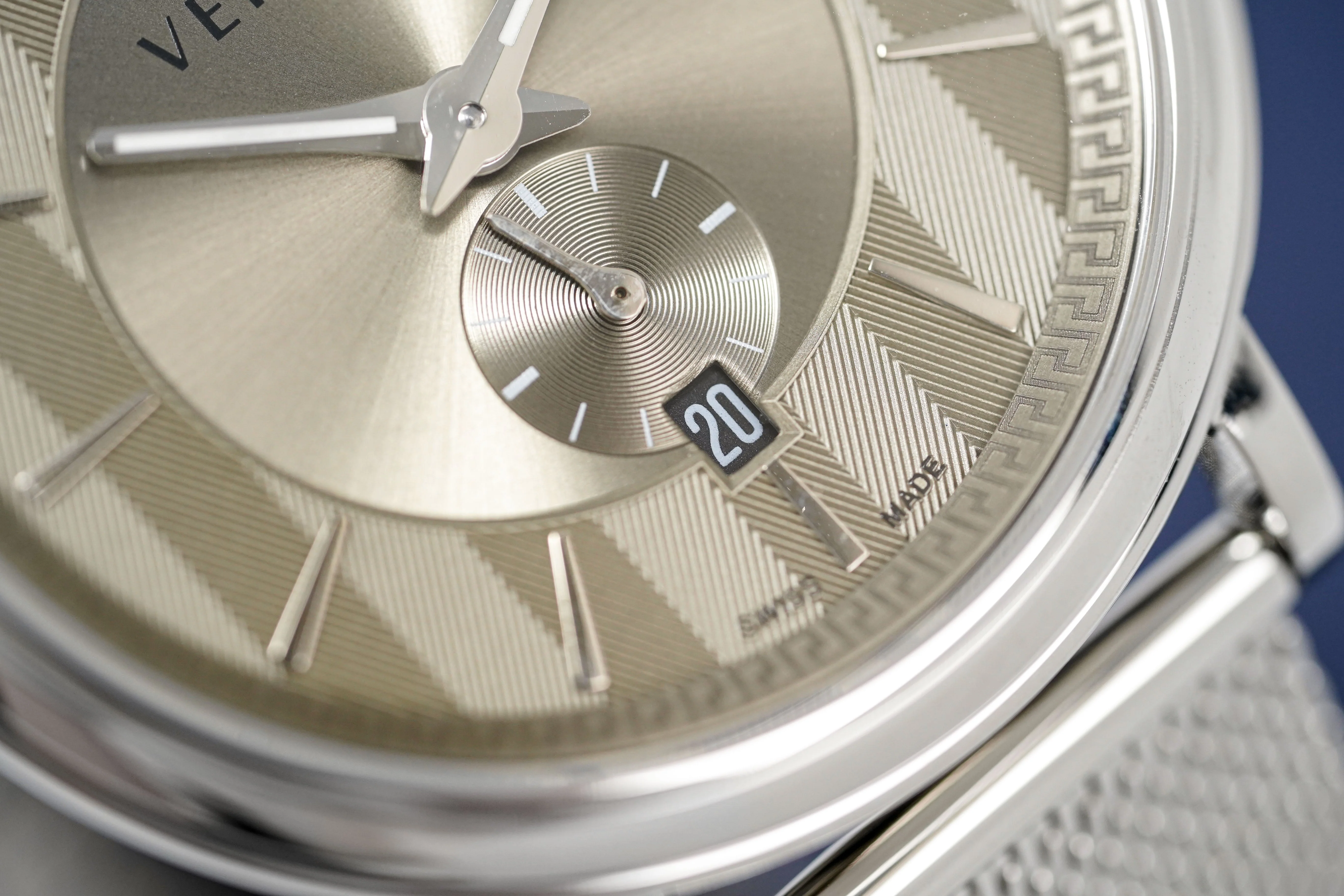 Versace V-Circle Small Seconds Silver - Image 8